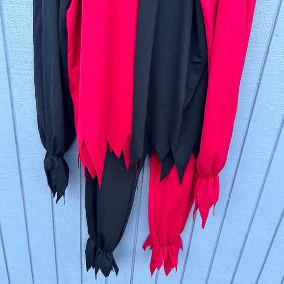 Red and Black Evil Jester/Devil Costume - Picture 5 of 12